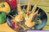  ??  ?? Crab skewer