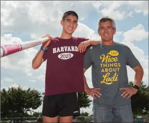  ?? BEA AHBECK/NEWS-SENTINEL ?? Lodi High pole vaulter Samuel Wright and his dad, then-head coach Greg Wright, pictured in Lodi on May 23, 2019. Wright graduated in June, and then headed to Harvard.