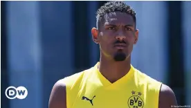  ?? ?? Sebastien Haller no ha podido debutar con el Borussia Dortmund tras su diagnóstic­o