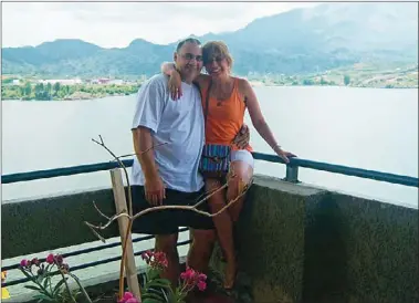  ?? CEDOC PERFIL ?? ACUSADO. Jorge Mangeri, en unas vacaciones con su mujer. Esta semana él insistió en su inocencia.