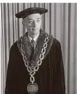  ??  ?? 1967: Der Prorektor der Uni Hermann Krings im traditione­llen Talar.