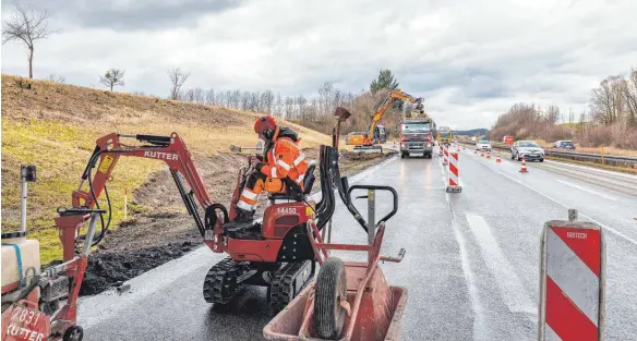  ?? FOTO: CHRISTIAN FLEMMING ?? Die Arbeiten für die große Sanierung der Lindauer Autobahn zwischen Weißensber­g und Lindau haben begonnen.