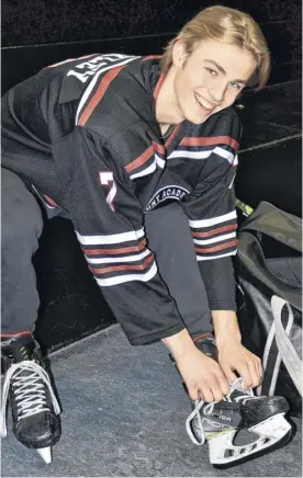  ?? JOHN MACNEIL ?? Mount Academy defenceman Drew Hockley, a 17-year-old native of Kentville, N.S., has signed with the junior A Victoria Grizzlies of the British Columbia Hockey League.