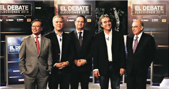  ??  ?? Gustavo Petro, Iván Duque, Germán Vargas Lleras, Sergio Fajardo e Humberto de la Calle no último debate antes da primeira volta