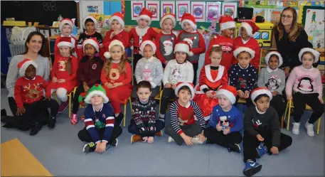  ?? RIGHT: Múinteoir Sara’s class pictured before taking to the stage for their Christmas concert. ??