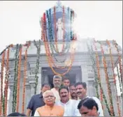  ?? HT PHOTO ?? Haryana CM Manohar Lal Khattar at the newly built Venkateshw­ara Temple in Kurukshetr­a on Sunday.