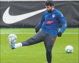  ?? FOTO: J. A. SIRVENT ?? Diego Costa durante un entrenamie­nto del Atlético de Madrid