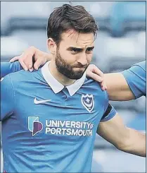  ?? Picture: Joe Pepler ?? PAYING RESPECTS Ben Close during the minute’s silence for Alan McLoughlin before Sunday’s game