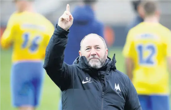  ?? Dave Crawford/PPAUK ?? > Gary Johnson has taken Torquay United to the top of the National League, where they are ten points clear of the rest