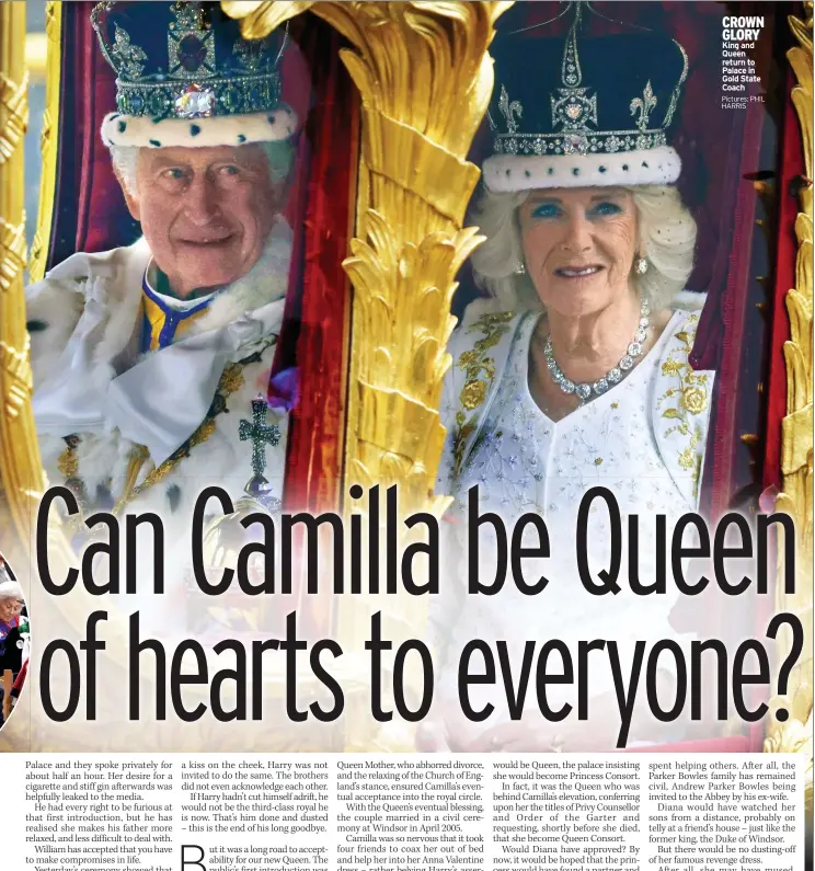  ?? Pictures: PHIL HARRIS ?? CROWN GLORY King and Queen return to Palace in Gold State Coach