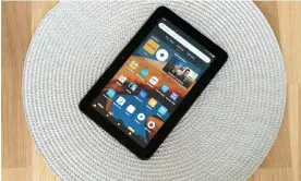  ?? Photograph: Samuel Gibbs/The Guardian ?? The slimmer, more modern design makes a welcome upgrade for Amazon’s cheapest Android tablet