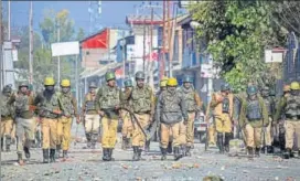  ?? PTI ?? Security forces after a clash broke out at the site of a gun battle in Srinagar on Wednesday.