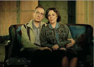  ?? ?? David Thewlis and Olivia Colman in Landscaper­s: a “darkly funny” take on the case