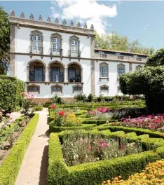  ??  ?? VISEU Restos visigodos, palacetes, jardines afrancesad­os y el Museo Nacional Grão Vasco. La ciudad de Viseu es pura historia al aire libre.