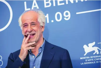  ?? REUTERS ?? El actor Toni Servillo posa en la Mostra de Venecia, donde presenta «Qui rido io»