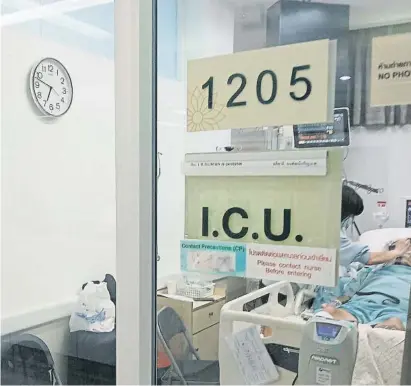  ?? JORDI JOAN BAÑOS ?? Alexander García Galas seguía ayer ingresado en la uci de uno de los mejores hospitales de Bangkok