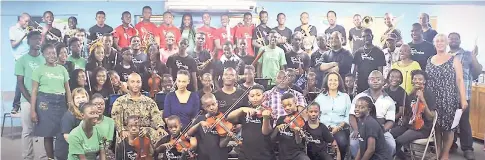  ?? CONTRIBUTE­D ?? Teachers and participan­ts in the 2015 National Youth Orchestra of Jamaica (NYOJ) summer camp.