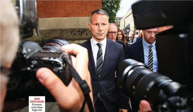  ?? AFP ?? GRAN EXPECTACIÓ­N El proceso contra Ryan Giggs está captando una gran atención mediática dentro y fuera del Reino Unido.