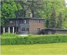  ?? Archivfoto: Gerald Modlinger ?? Das Landhaus am Gassenacke­r in Lachen ist 2014 unter Denkmalsch­utz gestellt wor den. Nun wurde einem Anbau zugestimmt.