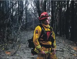  ?? Kent Nishimura Los Angeles Times ?? MATT McKENZIE asked Cal Fire for air support before the pilots’ 8 a.m. start soon after the Camp fire began. High winds made planes ineffectiv­e and too risky.