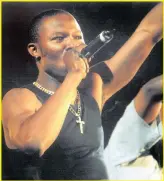  ?? PICTURE: THOBEKA NDABULA ?? ZENITH: Mandoza in the early 2000s.