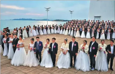  ?? DONG ZHIGANG / FOR CHINA DAILY ?? The 2018 Qingdao Wedding Culture Week, a highlight event that aims to boost fashion tourism and the local wedding industry, kicks off on Oct 16.