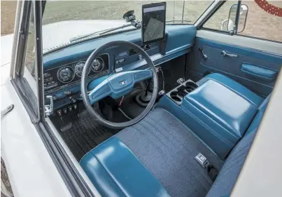  ??  ?? Such a classic, clean interior, with modern navigation and accessorie­s.