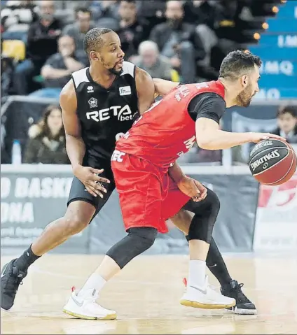  ?? FOTO: MIREYA LÓPEZ ?? Tiempo por delante para reaccionar El Bilbao Basket no puede relajarse en su lucha por evitar los puestos de descenso