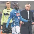  ?? FOTO: IMAGO ?? Kalidou Koulibaly mit Trainer Carlo Ancelotti.