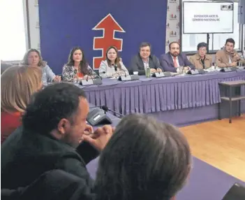  ??  ?? ► Ayer se desarrolló un consejo nacional ampliado en la sede de la DC.