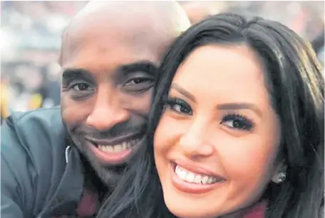  ??  ?? Kobe Bryant y Vanessa de Brayant se casaron en 2001 y tuvieron cuatro hijas.