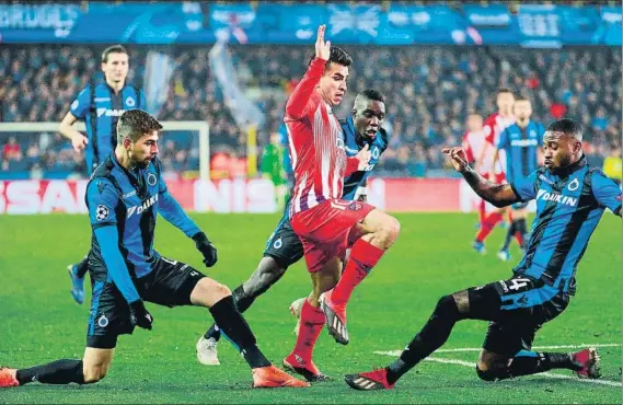  ?? FOTO: EFE ?? Ángel Correa fue uno de los revulsivos del entrenador Diego Pablo Simeone en la segunda parte del choque