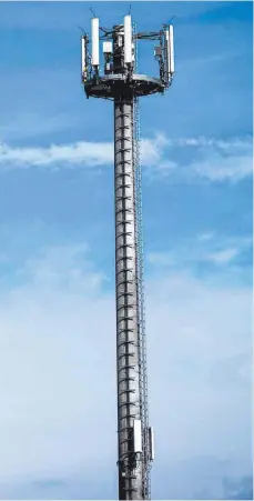  ?? FOTO: JENS BÜTTNER/DPA ?? Die Deutsche Funkturm GmbH plant mit einem 40 Meter hohen Stahlgitte­rmasten.