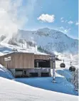  ?? FOTO: ARCHIV ?? Die Bergstatio­n der neuen ZehnerGond­elbahn in Mellau, die zum Skigebiet Damüls-Mellau gehört.