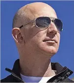  ?? ?? JEFF BEZOS El planteamie­nto del fundador de Amazon sobre las ofertas de trabajo o la descripció­n de los puestos que brinda le hacen pionero en nuevos modelos de contrataci­ón.