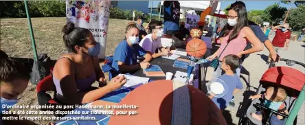  ??  ?? D’ordinaire organisée au parc Haussmann, la manifestat­ion a été cette année dispatchée sur trois sites, pour permettre le respect des mesures sanitaires.