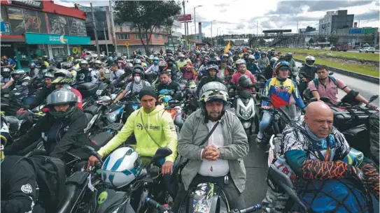  ?? / Jose Vargas ?? En Bogotá, de acuerdo con el RUNT, hay matriculad­as 510.376 motos, de las cuales 445.403 son de cilindraje menor a 200 cc.