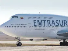  ?? ?? El avión Boeing 747 con matrícula YV3531 de Emtrasur retenido en el aeropuerto de Ezeiza de Argentina.