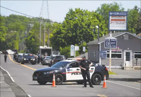  ?? Tyler Sizemore / Hearst Connecticu­t Media ?? Authoritie­s have been searching for 23-year-old Peter Manfredoni­a, who they say is connected to a Friday homicide in Willington as well as Sunday’s homicde in Derby.