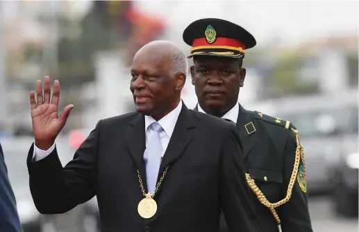  ?? (Chen Cheng/Xinhua/Sipa USA/TNS) ?? FORMER ANGOLAN president Jose Eduardo dos Santos (front) attends the presidenti­al inaugurati­on ceremony of President-elect Joao Lourenco in Luanda on Tuesday.