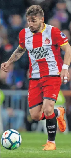  ??  ?? VITAL. Portu, pichichi del Girona en pretempora­da con cuatro goles.