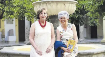  ?? MANUEL MURILLO ?? Las poetas Mercedes Castro y María Luz Escuín participan en la antología y son responsabl­es de su edición.