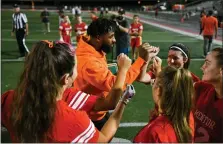  ?? PAUL DICICCO — FOR THE NEWS-HERALD ?? The Browns’ Jarvis Landry appeared at the Northeast Ohio Flag Flag Football Associatio­n event Oct. 12in Mentor.