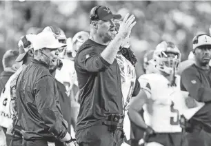  ?? JUNFU HAN/DETROIT FREE PRESS ?? Dan Campbell reacts to a play against the 49ers during the Lions’ 34-31 loss in the NFC championsh­ip game in Santa Clara, California, on Jan. 28.