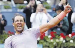  ?? Juanjo Martín / Efe ?? Nadal celebra su victoria ante el argentino Cachín, ayer en Madrid.