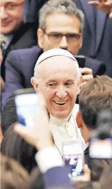  ??  ?? ► El Papa Francisco en el Vaticano.