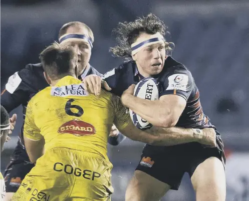  ??  ?? Hamish Watson in typically combative form for Edinburgh against La Rochelle