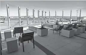  ?? SFO AIRPORT ?? San Francisco Internatio­nal Airport opened its outdoor SkyTerrace shortly before the pandemic, just in time to aid in social-distancing efforts.