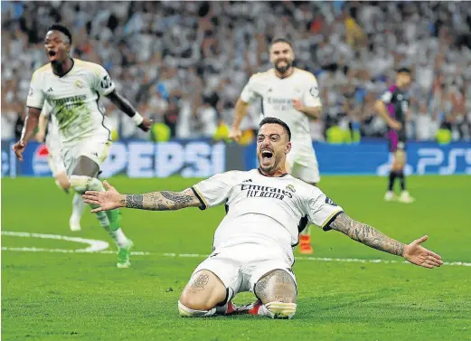  ?? TONI GALÁN ?? Joselu celebra el gol de la remontada ante el Bayer de Múnich, en el partido del pasado miércoles jugado en el Bernabéu.