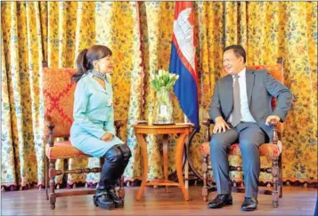  ?? STPM ?? Prime Minister Hun Manet (right) meets Trip.com CEO Jane Sun in Switzerlan­d on January 16.